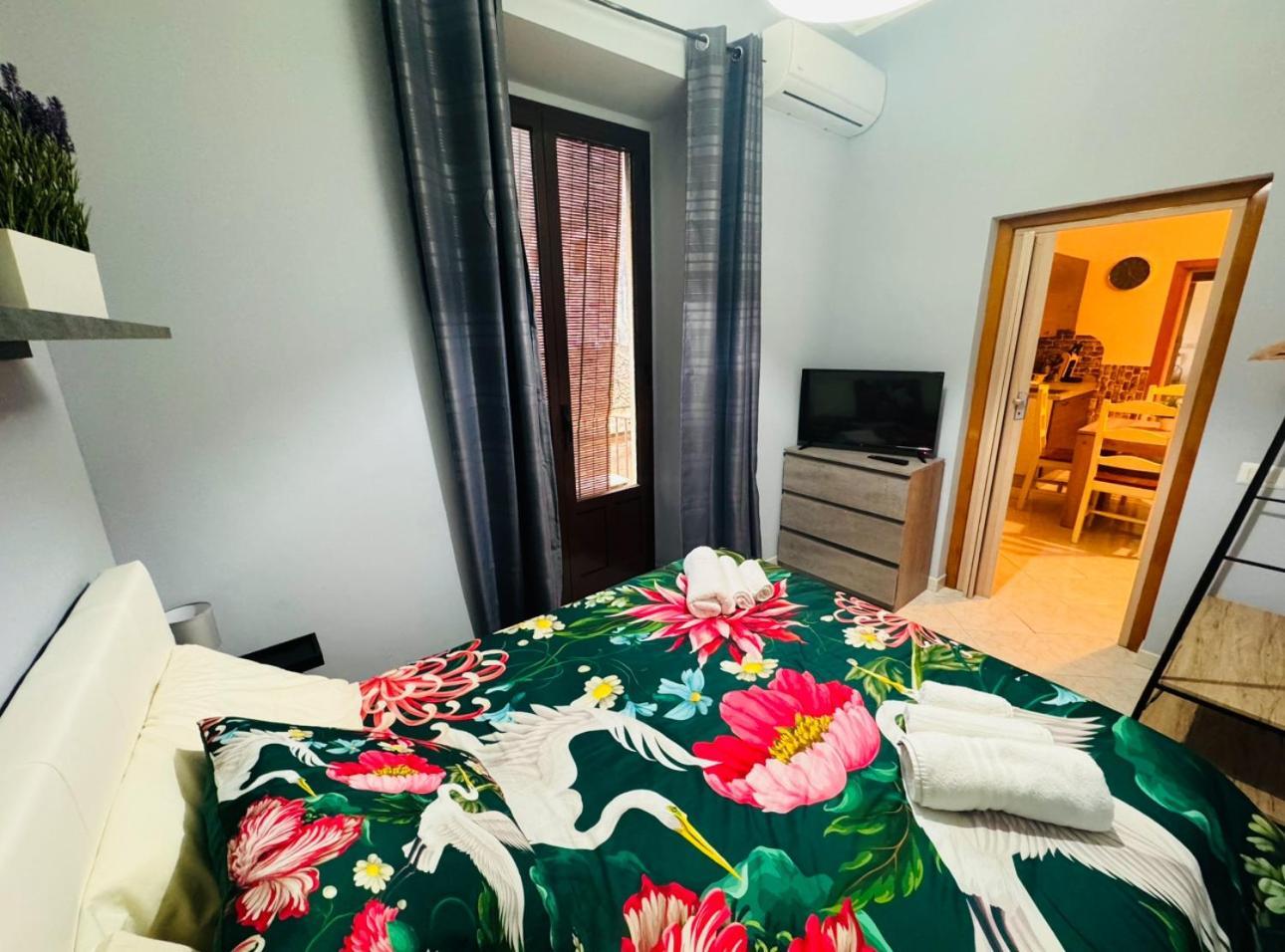 Caronda Etnea House Apartment Catania Bagian luar foto